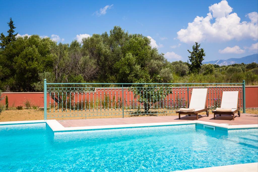 Pleiades Luxury Villa Svoronata Exterior photo