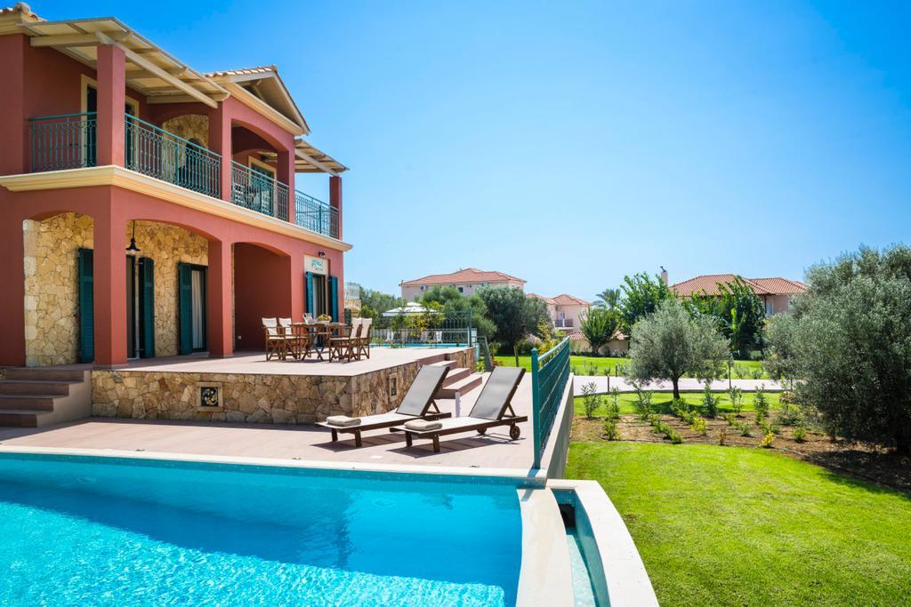 Pleiades Luxury Villa Svoronata Exterior photo