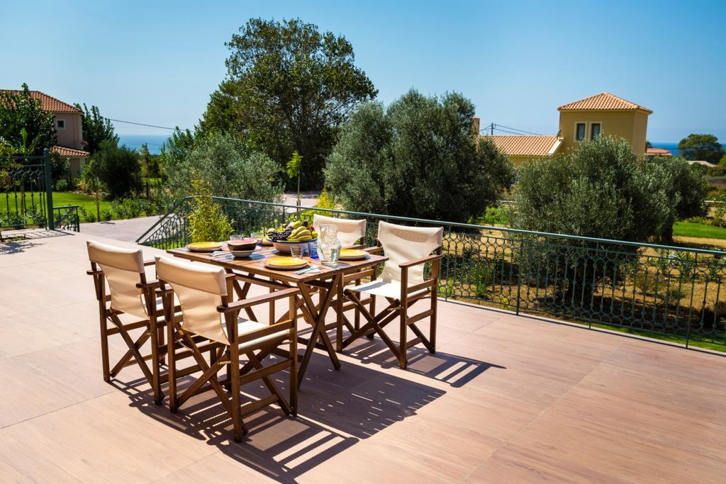 Pleiades Luxury Villa Svoronata Exterior photo